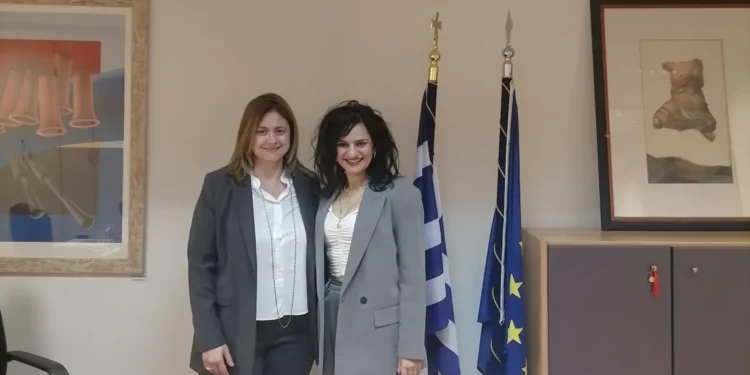 Συνάντηση της Αμαλίας Βούλγαρη με την Ζέφη Δημαδάμα για θέματα Ισότητας Φύλων και Ανθρώπινων Δικαιωμάτων