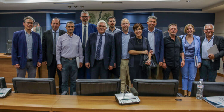 Παρουσιάστηκε στο Αγρίνιο το πρόγραμμα Αγροτικής Ανάπτυξης 2014-2020 στην Περιφέρεια Δυτικής Ελλάδας(βίντεο-φωτο)