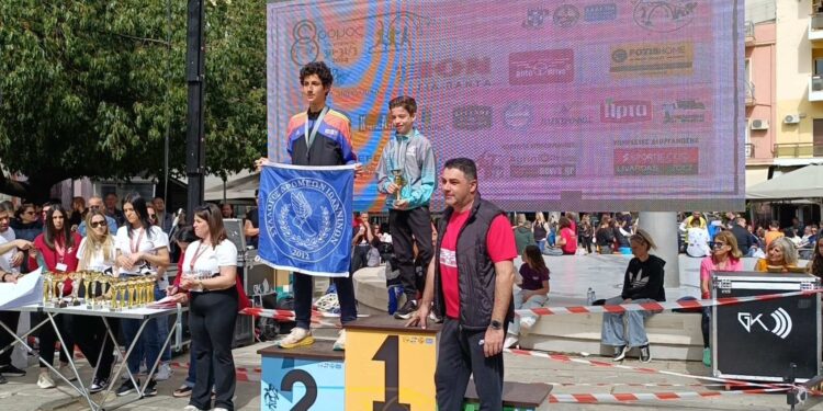 Γ.Α.Σ Αγρινίου|1ος ο Θανάσης Τσακαρδάνος στα 5000μ στο Δρόμο του Γεφυριού Άρτας