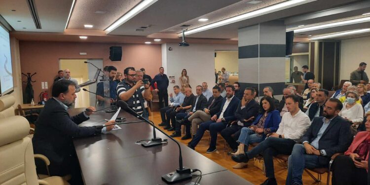 «Αγρίνιο – Καρπενήσι»: Παρουσίαση του πορίσματος του ΤΕΕ για τη χάραξη του δρόμου