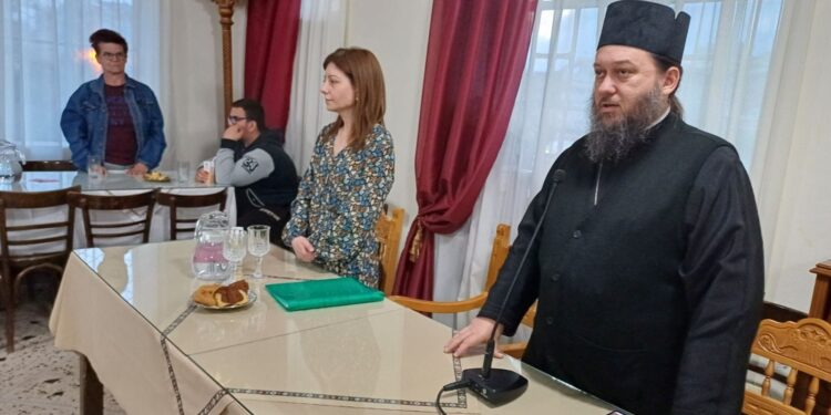 Σύναξη νέων και νέων ζευγαριών στην ενορία Αγίας Τριάδος Αγρινίου