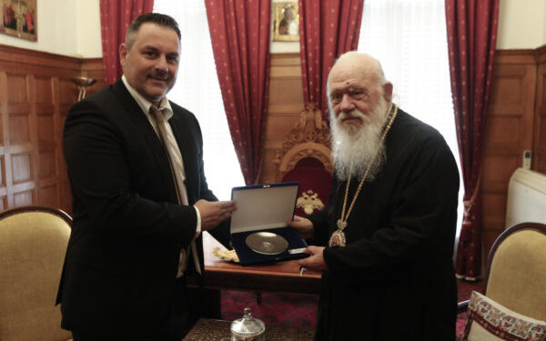 Ο Δήμαρχος Μεσολογγίου προσκάλεσε τον Αρχιεπίσκοπο Ιερώνυμο στις Εορτές Εξόδου