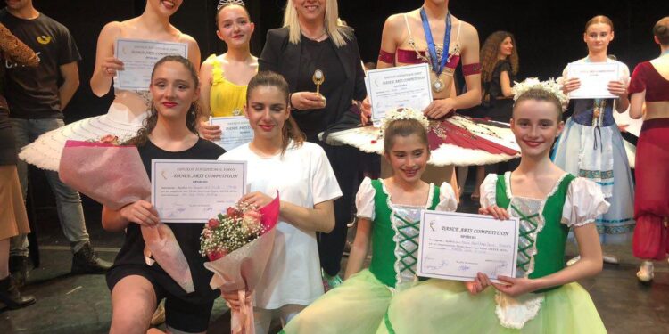 Διακρίσεις για τις μαθήτριες της Σχολής Κλασικού & Σύγχρονου Χορού της ΓΕ Αγρινίου στον εθνικό διαγωνισμό χορού «Dance Arts Competition»