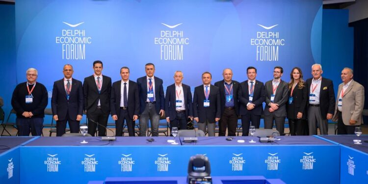 Η παρέμβαση Κουτσουπιά στο 9o Οικονομικό Φόρουμ Δελφών