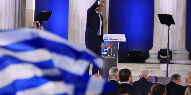 «Να ξανακάνουμε μπλε όλη την Ελλάδα στις ευρωεκλογές της 9ης Ιουνίου» κάλεσε τους πολίτες ο Κυριάκος Μητσοτάκης, στο 15ο συνέδριο του κόμματος