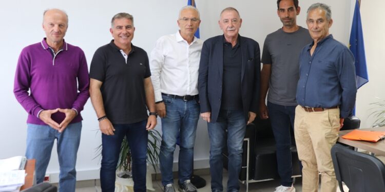 Ξεκινά η υλοποίηση του έργου «Ανοικτά Κέντρα Εμπορίου Δήμου Αμφιλοχίας»