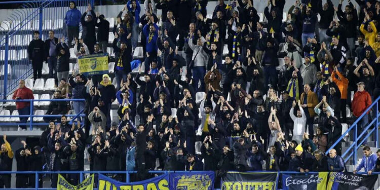 Παναιτωλικός: Δεν παίρνει εισιτήρια στην Καισαριανή – Τι απάντησε η Κηφισιά