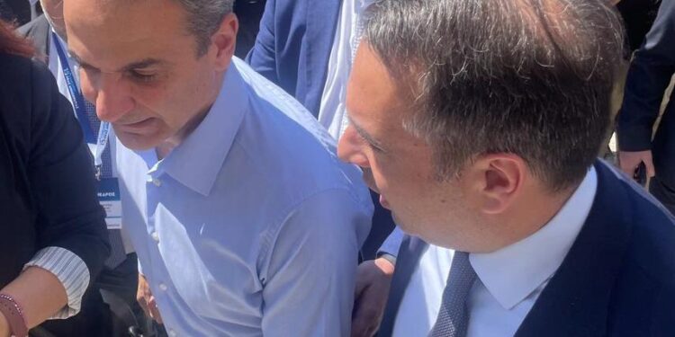 Στο 15ο Επετειακό Συνέδριο της ΝΔ παρευρέθηκε ο Θανάσης Παπαθανάσης