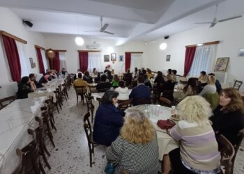 Σύναξη νέων και νέων ζευγαριών στην ενορία Αγίας Τριάδος Αγρινίου