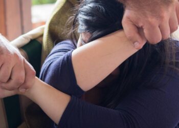 Αγρίνιο| Ξύλο σε σύζυγο και γιό, απειλές και αλληλομηνύσεις σε 5 συμβάντα τις τελευταίες ώρες