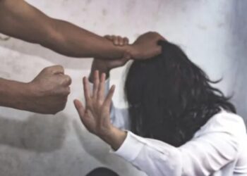 7 δικογραφίες και 4 νέες συλλήψεις για ενδοοικογενειακή βία στη Δυτική Ελλάδα το τελευταίο 24ωρο