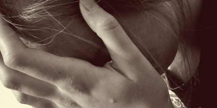 Ναύπακτος|Γυναίκα κατήγγειλε τον σύζυγό της για σωματική βλάβη και απειλή