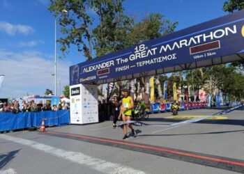 Νικητής με ρεκόρ στον 18ο Μαραθώνιο Μέγας Αλέξανδρος ο Φώτης Ζησιμόπουλος