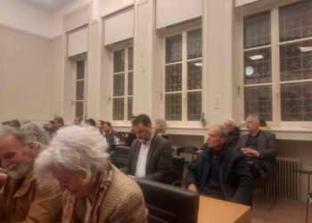 Στο δημοτικό συμβούλιο Αγρινίου ο Σπύρος Σκιαδαρέσης και συνάντηση με υπαλλήλους της Περιφέρειας