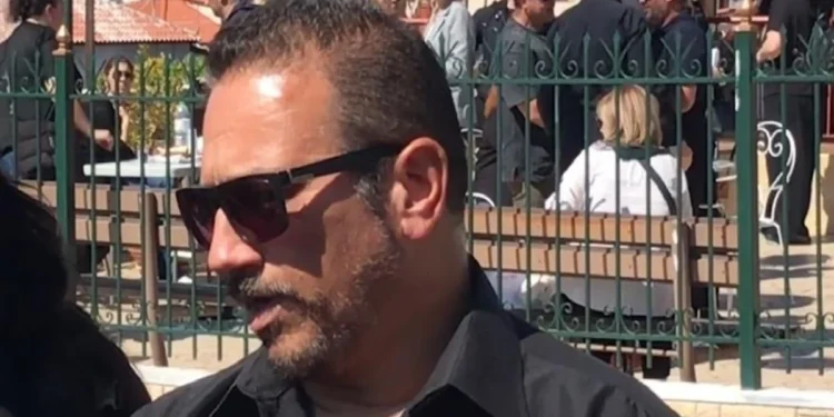 Πατέρας Κυριακής Γρίβα: «Μακάρι η κόρη μου να είναι η τελευταία» – Οδύνη στο μνημόσυνο