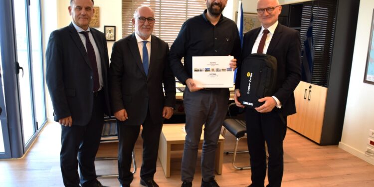 Συνάντηση του Περιφερειάρχη Δυτικής Ελλάδας με τον Πρέσβη της Γερμανίας στην Ελλάδα