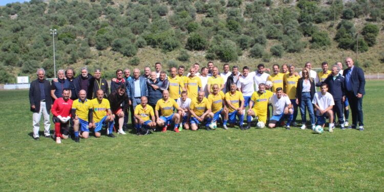 Φιλικός Αγώνας στη μνήμη αθλητών της περιοχής στο Δημοτικό Στάδιο Αμφιλοχίας