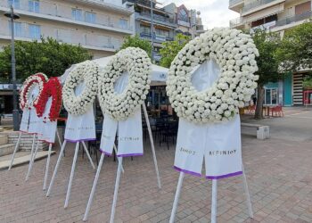 Αγρίνιο: Στεφάνια στη μνήμη των απαγχονισθέντων του 1944