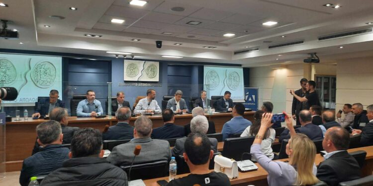 Στο Αγρίνιο ο Υπουργός Λευτέρης Αυγενάκης στο πλαίσιο της διήμερης περιοδείας του στην Αιτωλ/νία (βιντεο-φωτο)