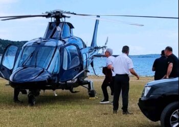 Οι επενδυτές αφίχθησαν με ελικόπτερο στον Αστακό!