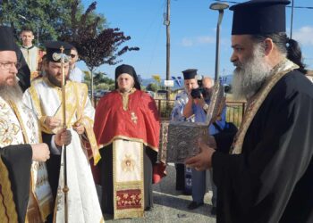 Με λαμπρότητα η υποδοχή της Τιμίας Κάρας της Αγίας Βαρβάρας στο Αγρίνιο