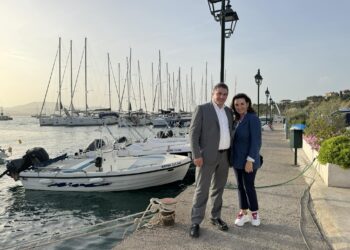 Στην Πάλαιρο η Υπουργός Τουρισμού, Όλγα Κεφαλογιάννη-συναντήθηκε με τον Δήμαρχο