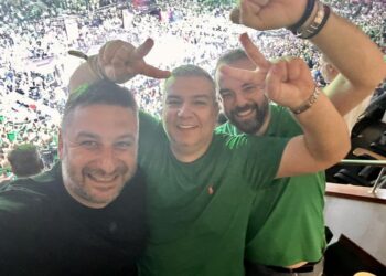 Έζησαν την μοναδική βραδιά μέσα στην Uber Arena και χάρηκαν τη νίκη του Παναθηναϊκού!