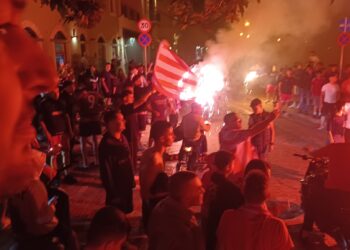 Πανηγυρισμοί και στην Αιτωλ/νία από φίλους του Ολυμπιακού για την κατάκτηση του Ευρωπαϊκού