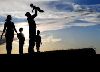 Οι τρίτεκνοι γίνονται πολύτεκνοι – Τα προνόμια που αποκτούν