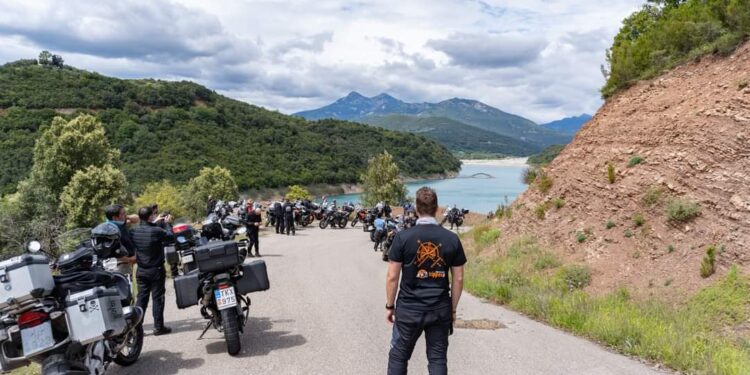  Στα ύψη η επισκεψιμότητα στη θρυλική γέφυρα Μανώλη