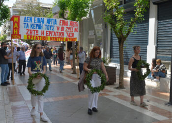 Συγκέντρωση στο Αγρίνιο για την Πρωτομαγιά- τιμήθηκαν οι δολοφονημένοι καπνεργάτες