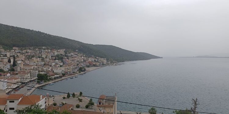 Δάσκαλος από την Αιτωλ/νία μάζεψε χιλιάδες αντικείμενα από τα ελληνικά σχολεία του 20ού αιώνα