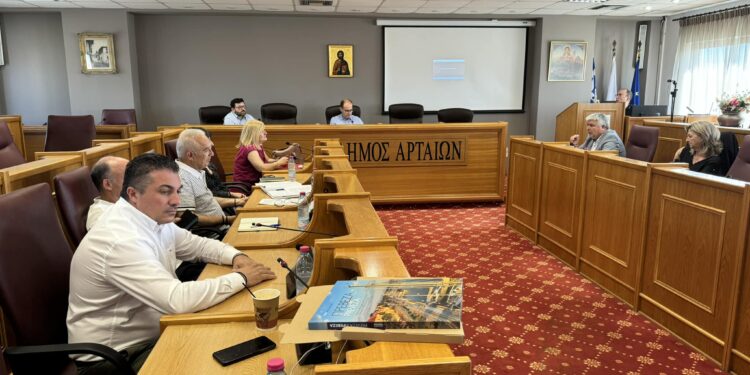 Με πρωτοβουλία Κασόλα πραγματοποιήθηκε στην Άρτα συνάντηση των Δημάρχων του Αμβρακικού , και με την ΜΟΔ ΑΕ για την επανεκκίνηση της ΟΧΕ