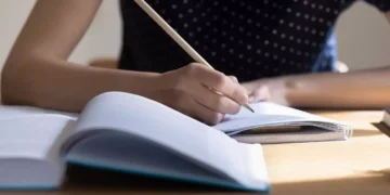 Πανελλήνιες 2024: Πρεμιέρα την Πέμπτη τα ΕΠΑΛ, την Παρασκευή τα ΓΕΛ – Όλο το πρόγραμμα εξετάσεων