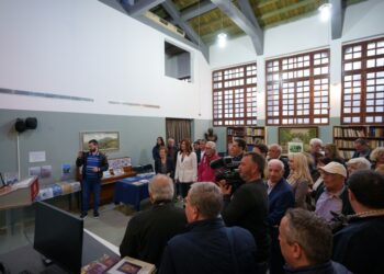 Αγρίνιο: Εγκαινιάστηκε η1η Έκθεση Βιβλίου Αιτωλοακαρνάνων Λογοτεχνών