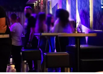 Αιτωλ/νία: 13χρονος λιποθύμησε σε μπαρ από υπερβολική κατανάλωση αλκοόλ-Συνελήφθησαν οι ιδιοκτήτες