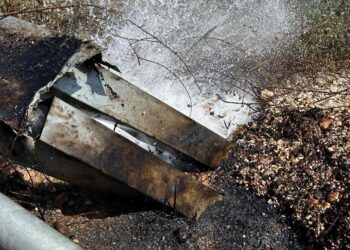 Ζημιά στο δίκτυο υδροδότησης της Παλιόβαρκας από την χθεσινή φωτιά