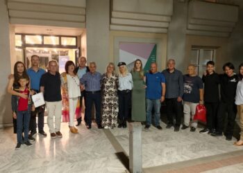 Μια παράσταση για καλό σκοπό από το Ανοιχτό Θέατρο Αγρινίου, υπέρ της Φλόγας