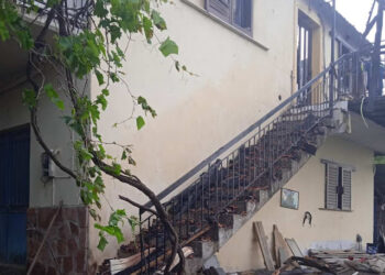 Φωτιά σε σπίτι στη Ματαράγκα-ηλικιωμένη διακομίσθηκε  στο νοσοκομείο Αγρινίου