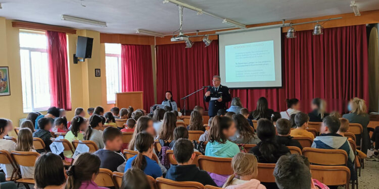 Με επιτυχία ολοκληρώθηκαν εκπαιδευτικές δράσεις σε σχολεία της Ναυπάκτου και του Αντιρρίου  