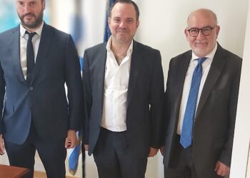 Συνάντηση εργασίας του Αντιπεριφερειάρχη Π.Σακελλαρόπουλου με τον Γ.Γ. Τουριστικής Πολιτικής & Ανάπτυξης, Μύρων Φλουρή