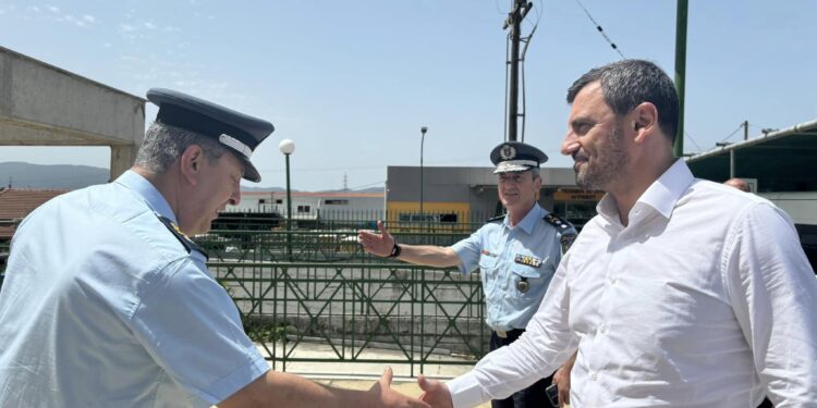 Η επίσκεψη στην Αιτωλ/νία του Υφυπουργού Προστασίας του Πολίτη είχε και έντονο υπηρεσιακό χαρακτήρα