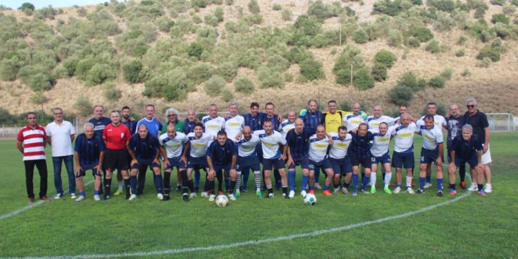 Αμφιλοχία|αγώνας παλαιμάχων στη μνήμη του Τάκη Παπαθανάση