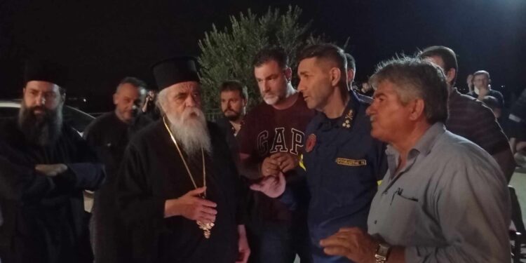 Επίσκεψη κλιμάκιου «Νέα Δυτική Ελλάδα» στο μέτωπο της πυρκαγιάς στην Ηλεία