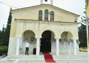 Προς απαγόρευση οι κηδείες τα Σαββατοκύριακα – Τι θα ισχύει