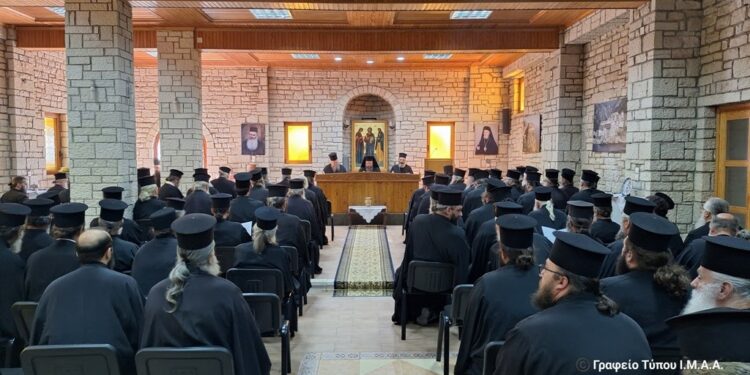 Στο Ιερό Ησυχαστήριο Αγίων Κυπριανού και Ιουστίνης στο Παναιτώλιο  η μηνιαία Γενική Σύναξη των Κληρικών της Μητροπόλεως Αιτωλίας και Ακαρνανίας