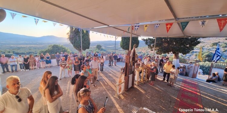 Σε πανηγυρική ατμόσφαιρα εορτάσθηκε η μνήμη του νεοφανούς Αγίου ιερομάρτυρος Βλασίου, του εν Σκλαβαίνοις Ακαρνανίας