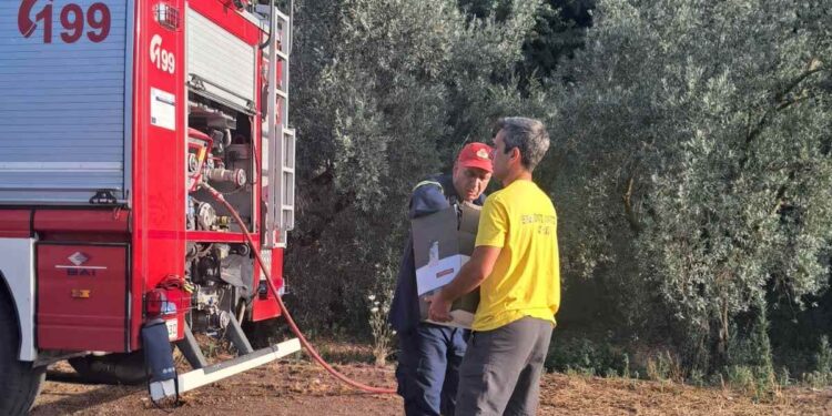 Οι Εθελοντές Διασώστες Αγρινίου δίπλα στην πυροσβεστική, ενισχύοντας  το έργο της