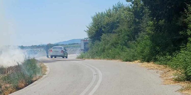 Κινητοποίηση για φωτιά στα Όχθια Αγρινίου