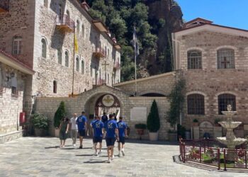 Στην Παναγία Προυσιώτισσα η ομάδα του Παναιτωλικού